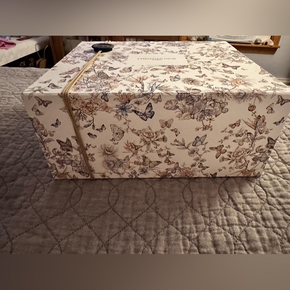 Christian DIOR La Collection Privee Gift Box Butterfly Floral - Picture 6 of 11